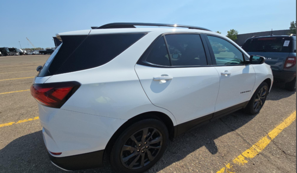 2024 Chevy Equinox RS - Image 3